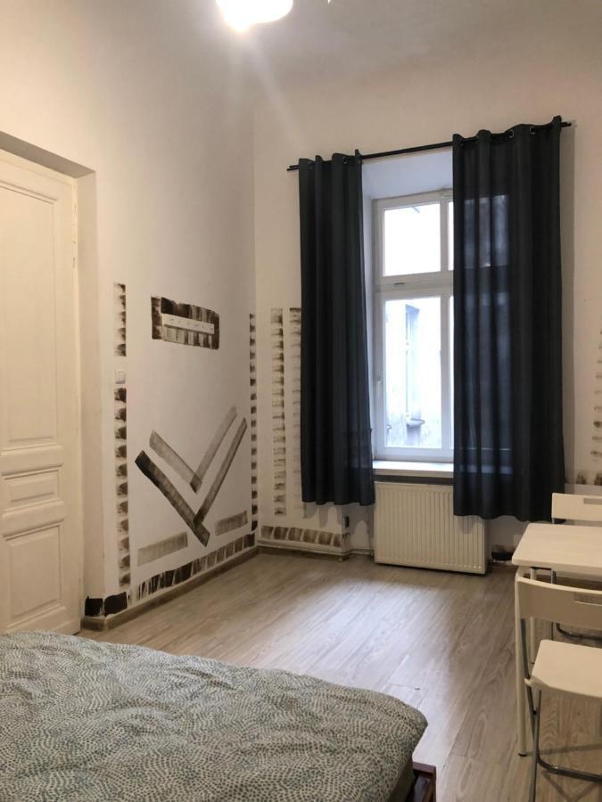 Pokoj Sali 2 Краків Екстер'єр фото